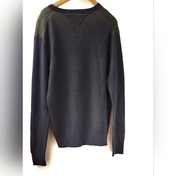 TOMMY Hilfiger Long Sleeve Sweater - Picture 4 of 4